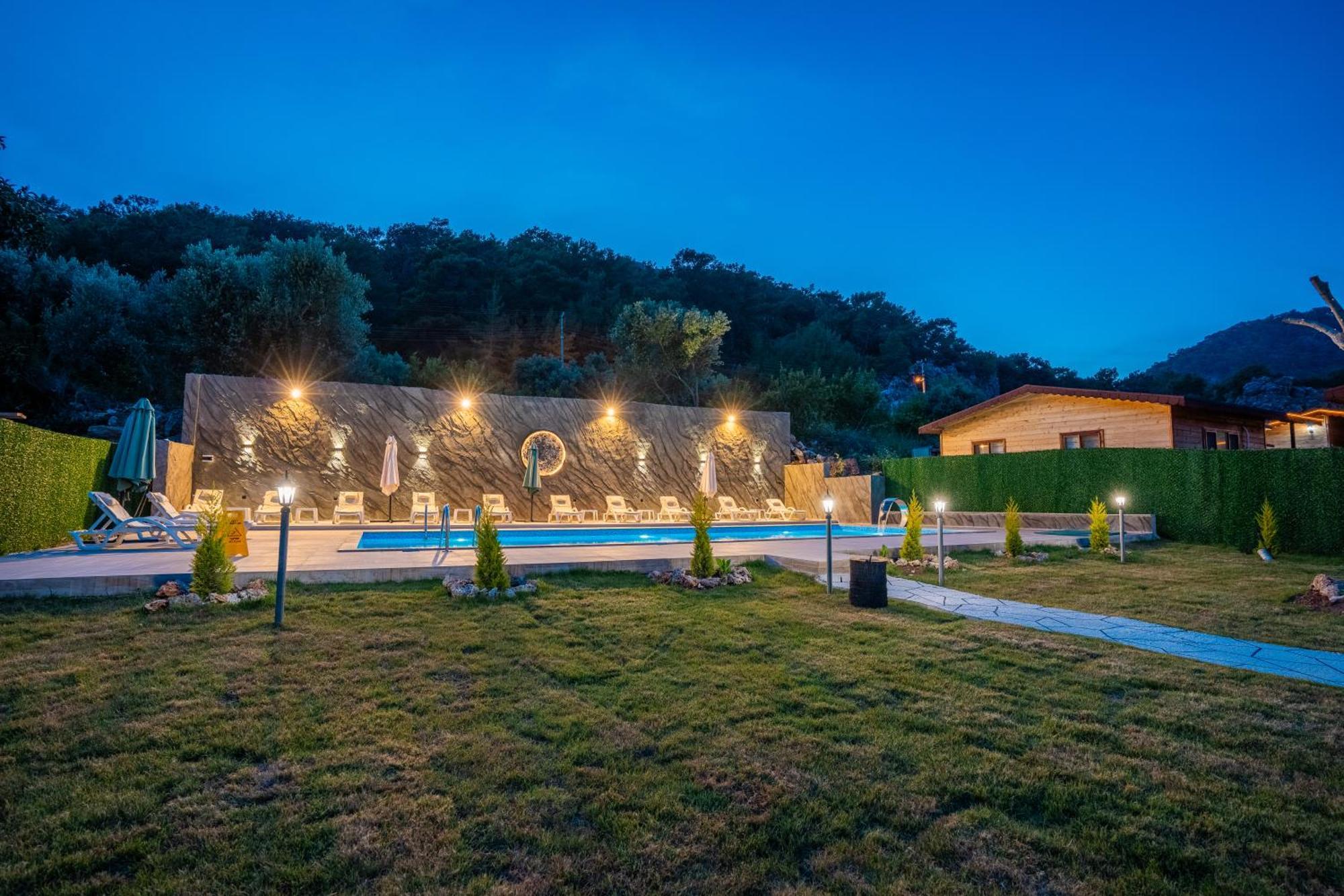 Karaoez Sapphire Bungalows Kumluca Екстер'єр фото