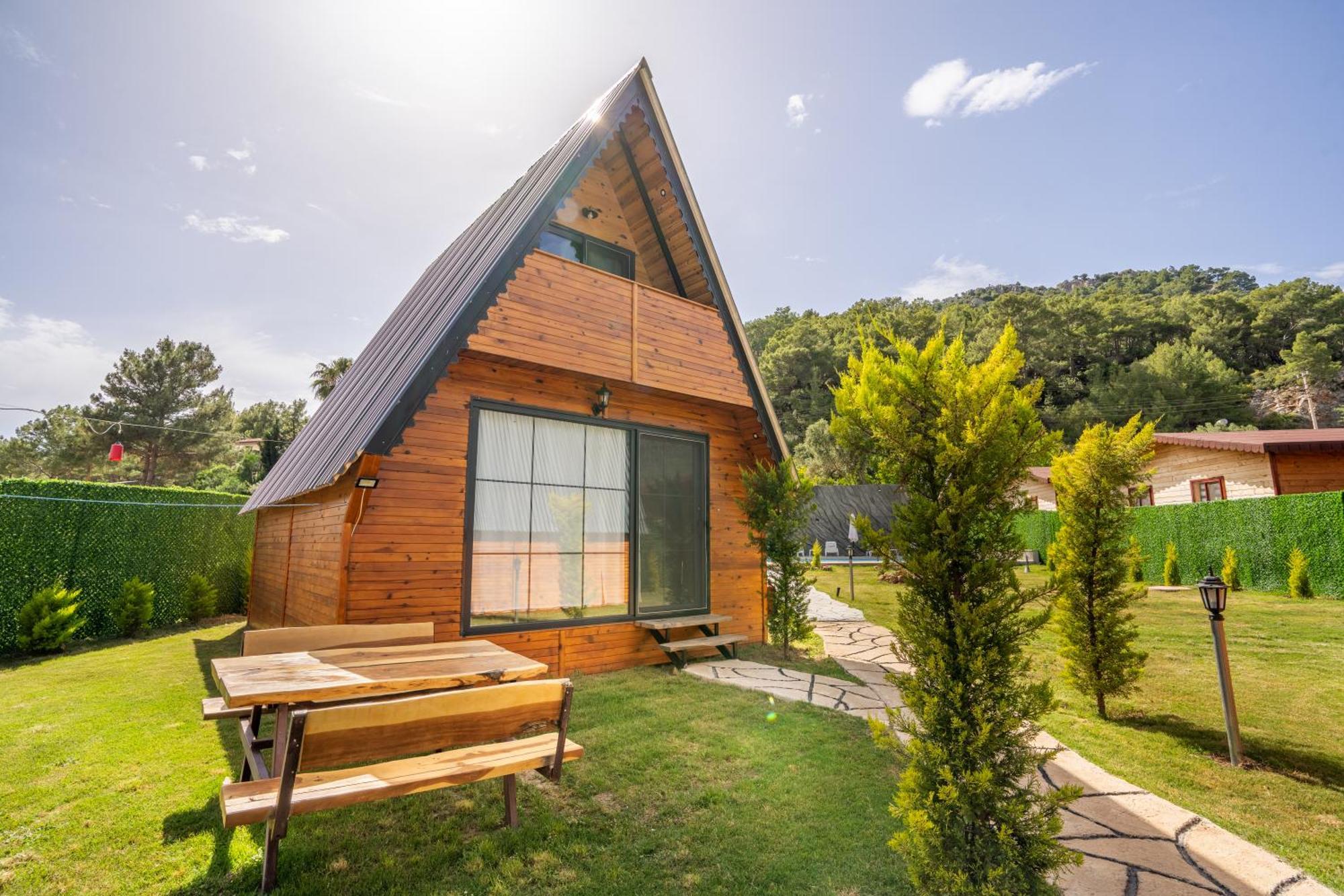 Karaoez Sapphire Bungalows Kumluca Екстер'єр фото