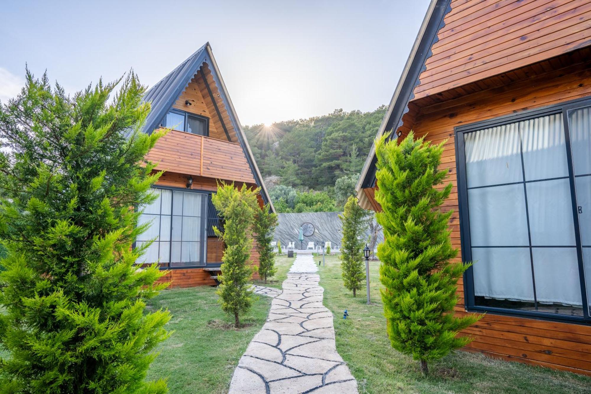 Karaoez Sapphire Bungalows Kumluca Екстер'єр фото